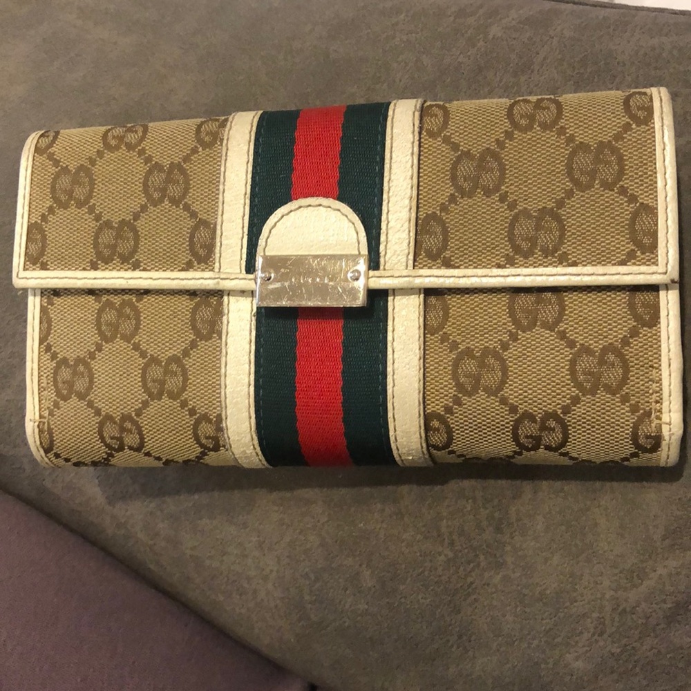 Gucci wallet